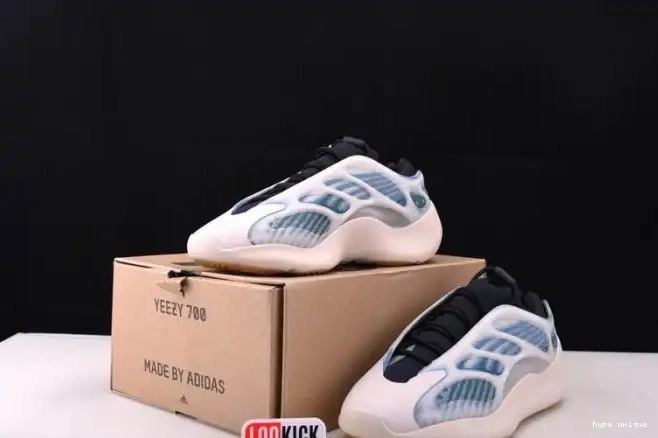 hype 700 YEEZY V3 GY0260 ADIDAS 0509